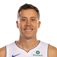 Duncan Robinson headshot